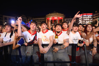 Fotos del concierto de Jarfaiter en la Plaza del Castillo en San Fermín 2026