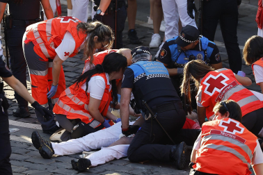Fotos del octavo encierro de San Fermín 2026 con toros de la ganadería de Jandilla en Pamplona.