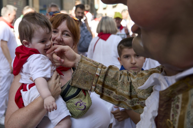 Foto de la despedida de la Comparsa de Gigantes y Cabezudos este 14 de julio de San Fermín 2026.