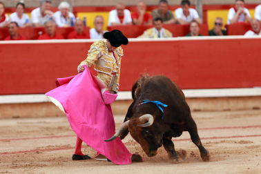 Fotos de la corrida del 14 de julio de la Feria del Toro 2026 con Juan Ortega, Roca Rey y Tomás Rufo