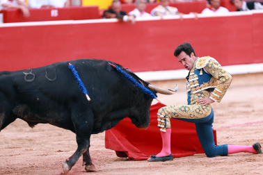 Fotos de la corrida del 14 de julio de la Feria del Toro 2026 con Juan Ortega, Roca Rey y Tomás Rufo