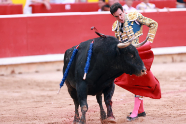 Fotos de la corrida del 14 de julio de la Feria del Toro 2026 con Juan Ortega, Roca Rey y Tomás Rufo