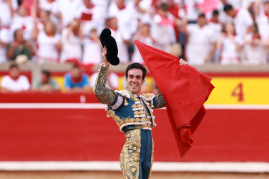 Fotos de la corrida del 14 de julio de la Feria del Toro 2026 con Juan Ortega, Roca Rey y Tomás Rufo