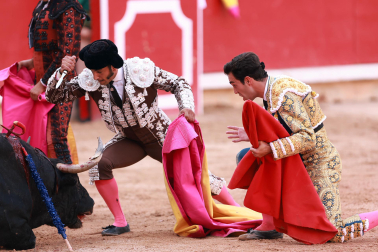 Fotos de la corrida del 14 de julio de la Feria del Toro 2026 con Juan Ortega, Roca Rey y Tomás Rufo