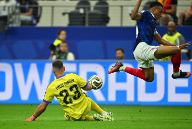 Fotos del partido de semifinales Francia - España