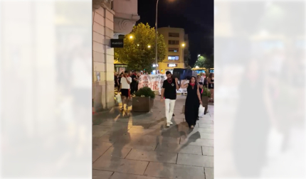 La concentración se produjo este martes 14 de julio y se denuncia "la grave falta de personal y medios"