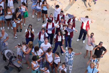 Fotos del cohete del inicio de las fiestas de Irurtzun 2026