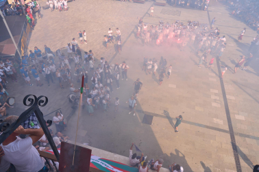 Fotos del cohete del inicio de las fiestas de Irurtzun 2026