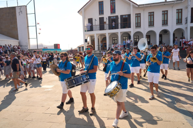 Fotos del cohete del inicio de las fiestas de Irurtzun 2026