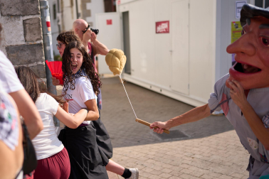 Fotos del cohete del inicio de las fiestas de Irurtzun 2026