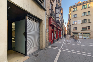 Local comercial en la plaza de San Nicolás