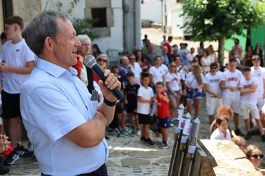 Fotos del inicio de las fiestas de Ezcároz 2026