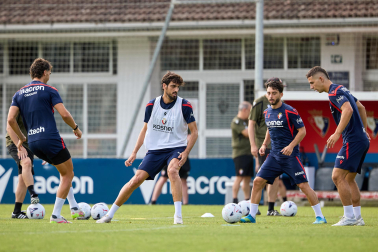 Fotos del entrenamiento de Osasuna de este sábado en Tajonar