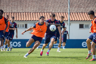 Fotos del entrenamiento de Osasuna de este sábado en Tajonar