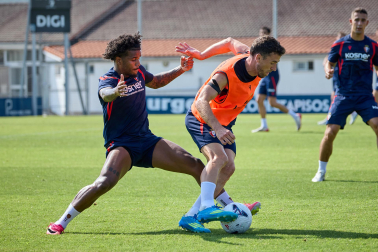 Fotos del entrenamiento de Osasuna de este sábado en Tajonar