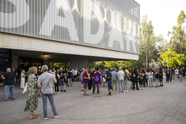 Fotos del ambiente y del concierto de ZZTop en Pamplona