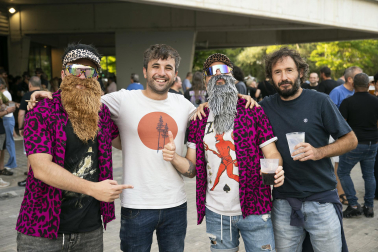 Fotos del ambiente y del concierto de ZZTop en Pamplona