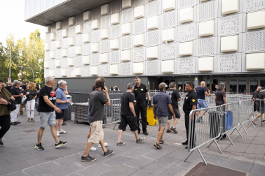 Fotos del ambiente y del concierto de ZZTop en Pamplona