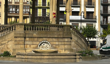 Kiosko de la plaza del Castillo, este domingo por la mañana