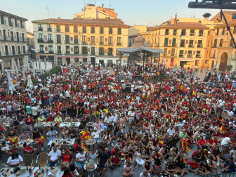 Más de 2000 personas se reúnen para ver la final en Tudela