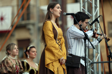 Fotos del pregón inaugural de la Semana Medieval de Estella