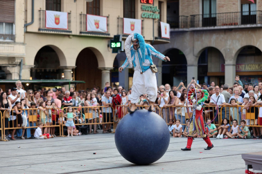 Fotos del pregón inaugural de la Semana Medieval de Estella