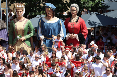 Fotos del cohete de Viana 2026