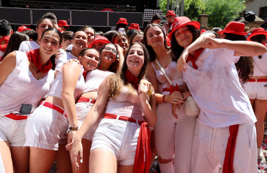Fotos del cohete de Viana 2026