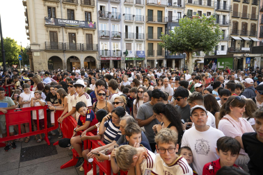Fotos del recibimiento a Mikel Merino y Javier López Vallejo en el Palacio de Navarra