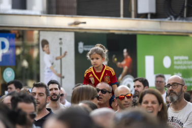 Fotos del recibimiento a Mikel Merino y Javier López Vallejo en el Palacio de Navarra