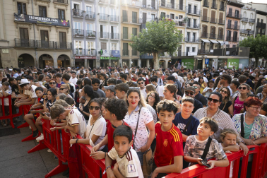 Fotos del recibimiento a Mikel Merino y Javier López Vallejo en el Palacio de Navarra