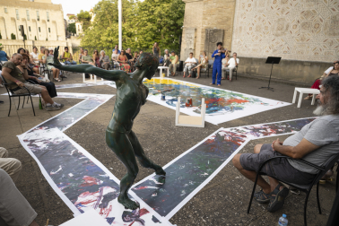 Danza sobre lienzo y viola en 'Desconcierto', la propuesta en el arranque de los '9 Soles' en el Museo de Navarra