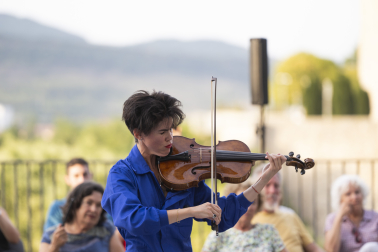 Danza sobre lienzo y viola en 'Desconcierto', la propuesta en el arranque de los '9 Soles' en el Museo de Navarra