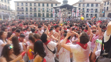 Fotos del cohete de fiestas de Tudela 2026