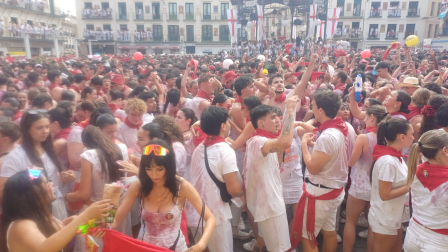 Fotos del cohete de fiestas de Tudela 2026