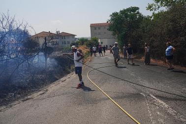 incendio entre Salinas de Pamplona y Esquíroz
