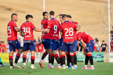Fotos del amistoso entre Osasuna y Racing en Mendigorria