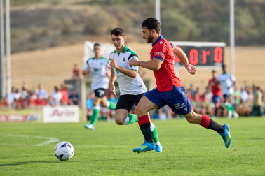 Fotos del amistoso entre Osasuna y Racing en Mendigorria