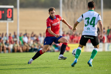 Fotos del amistoso entre Osasuna y Racing en Mendigorria