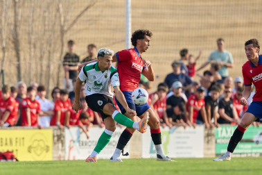 Fotos del amistoso entre Osasuna y Racing en Mendigorria