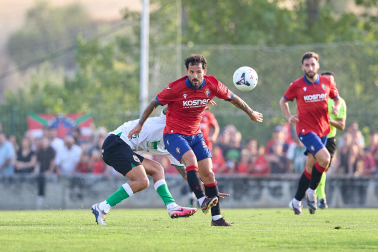 Fotos del amistoso entre Osasuna y Racing en Mendigorria
