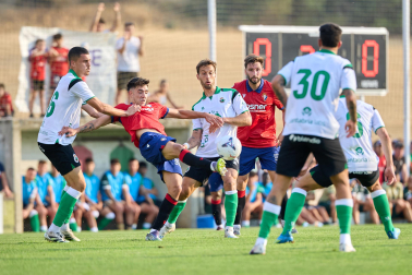 Fotos del amistoso entre Osasuna y Racing en Mendigorria