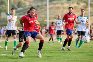Fotos del amistoso entre Osasuna y Racing en Mendigorria