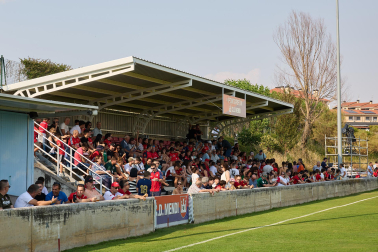 Fotos del amistoso entre Osasuna y Racing en Mendigorria