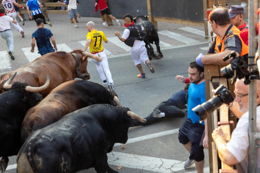 Encierro del 25 de julio en Tudela. Primer herido por asta