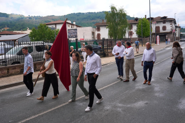 Misa mayor, comparse y celebraciones en la calle en el día grande de las fiestas 2026 de Elizondo