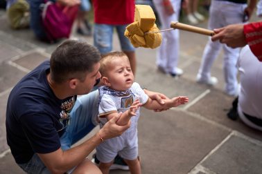 Misa mayor, comparse y celebraciones en la calle en el día grande de las fiestas 2026 de Elizondo