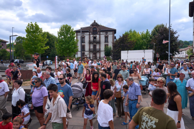Misa mayor, comparse y celebraciones en la calle en el día grande de las fiestas 2026 de Elizondo