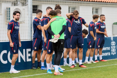 Fotos del entrenamiento matinal del primer equipo de Osasuna