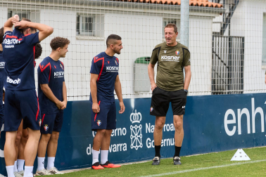 Fotos del entrenamiento matinal del primer equipo de Osasuna